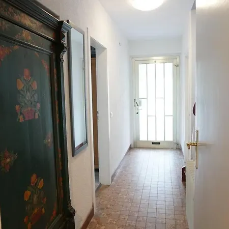 Private In House With Garden And Parking :) *